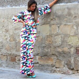 Bodycon two-piece colorful top and skirt NWT Resort vacation